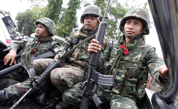 Thai soldiers