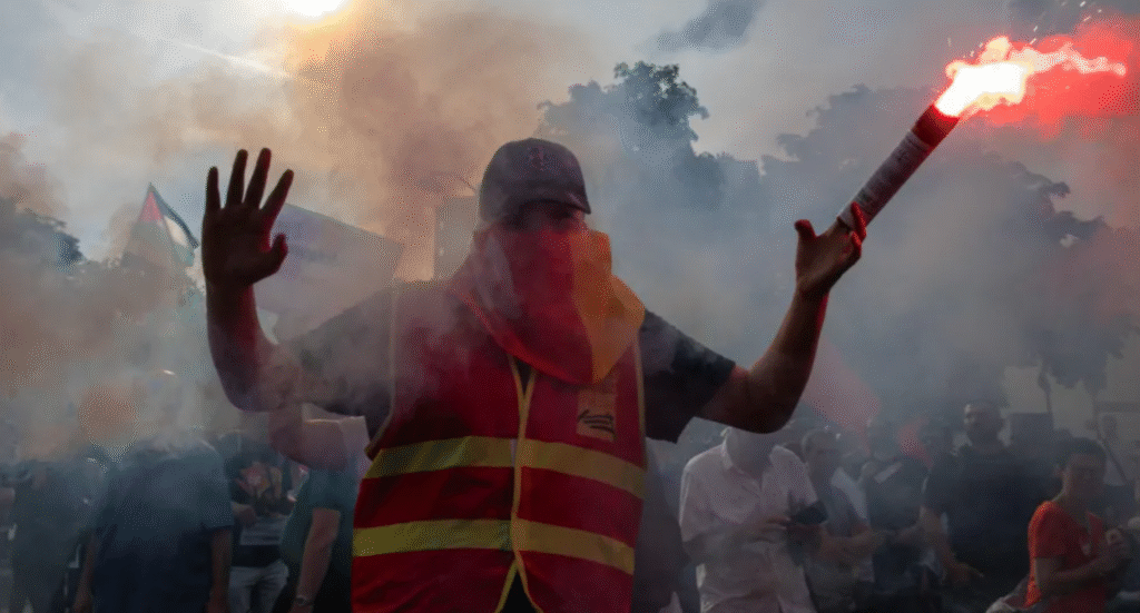 France political deadlock