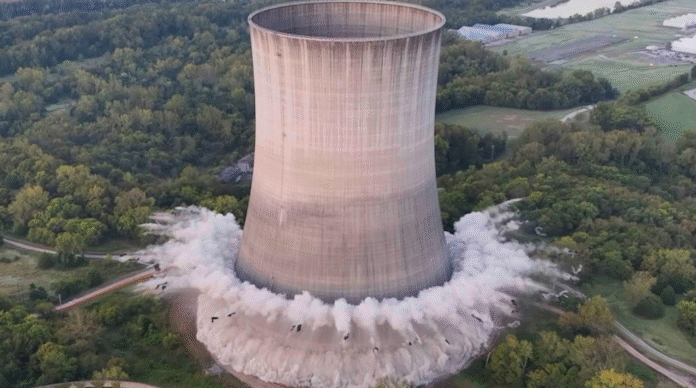 nuclear plant towers collapse