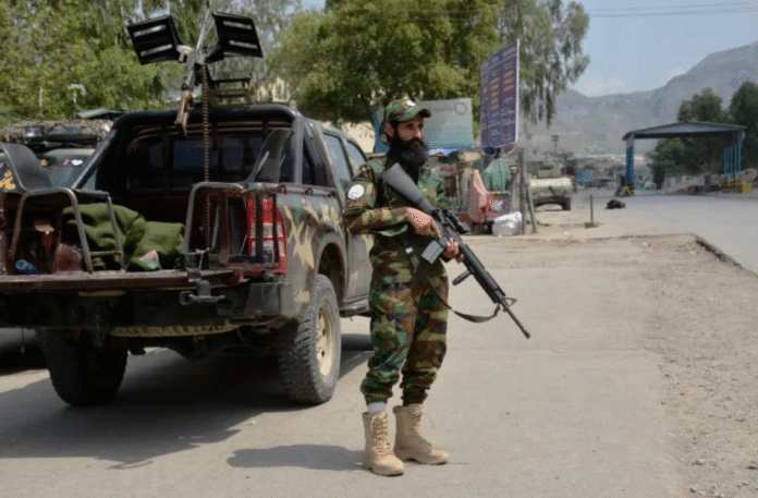Afghan Taliban border attacks