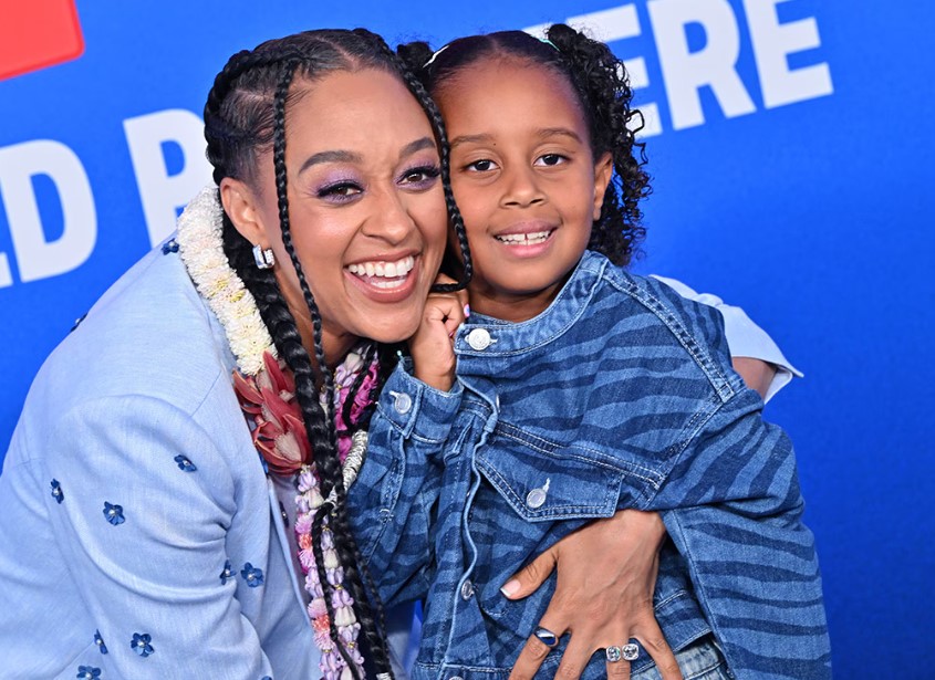 Tia Mowry Christmas Tradition